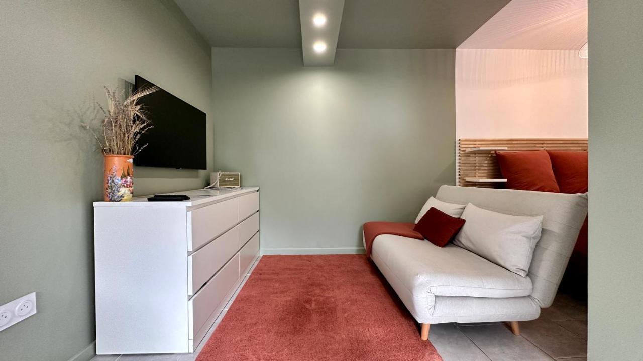 L'Independant Apartment Немур Екстериор снимка